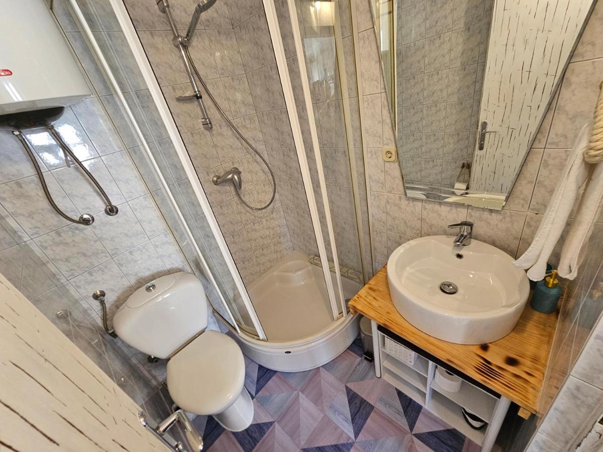 Studio Mare Fuori With Terrace ロヴィニ エクステリア 写真